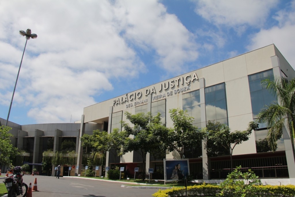 Representantes de Mato Grosso participam de encontro nacional sobre adoção em Santa Catarina