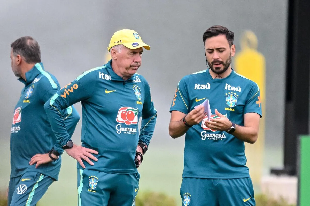 Jornal Espanhol Critica Futebol do Brasil, mas Elogia Ancelotti