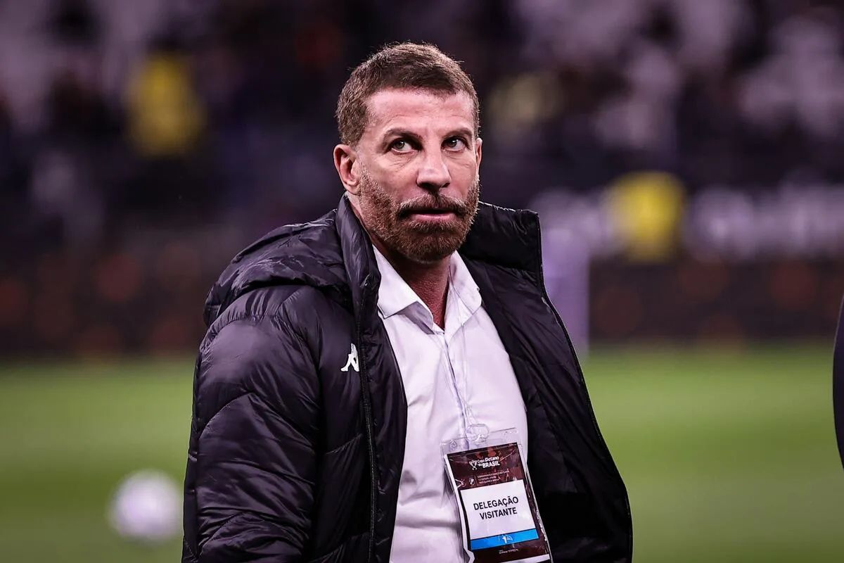 Liminar recoloca Pedrinho na Vasco SAF